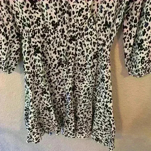 Dex, Leopard print mini dress, size small - Picture 2 of 8